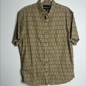Banana Republic XL Men's Tan Patterned Shirt